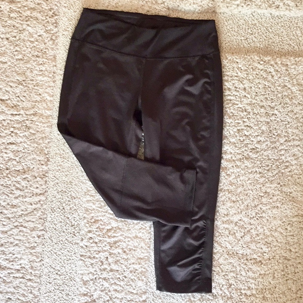 Gray workout capris